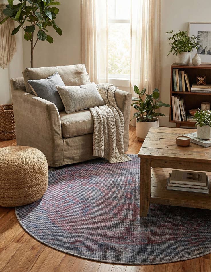 Detail image of 4' x 4'  Washable Sisu Round Rug