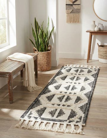 2' 2 x 6' 1 Hand Woven Arizona Wool Runner Rug