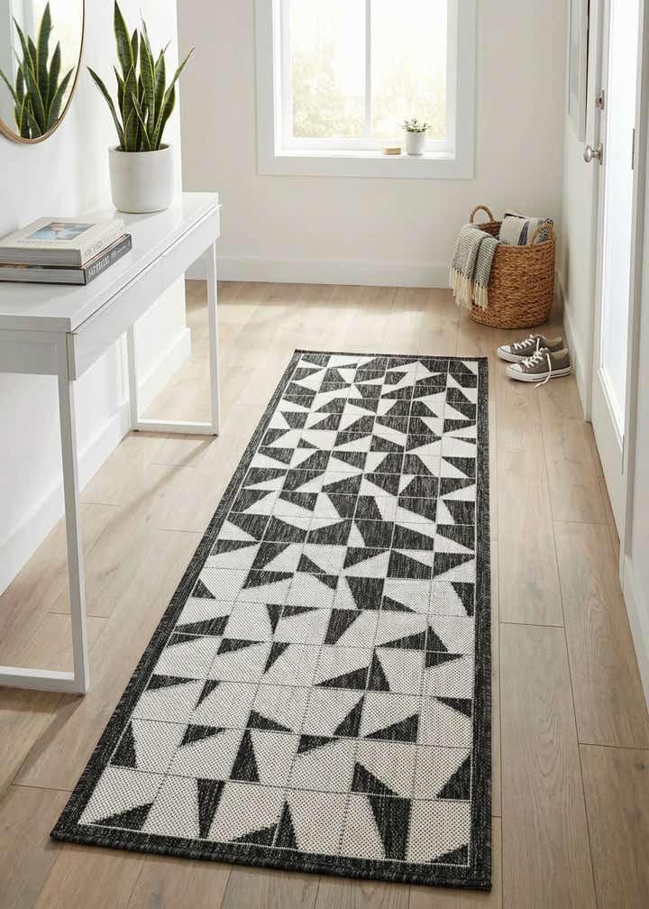 2' x 5' 3 Easy-Clean Modern Indoor / Outdoor Runner Rug