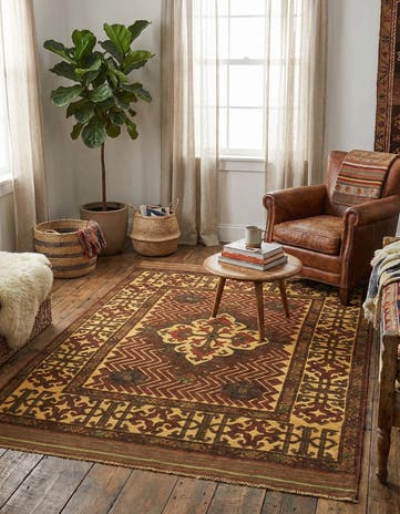 4' 2 x 5' 11 Hand Knotted Sumak Wool Rug