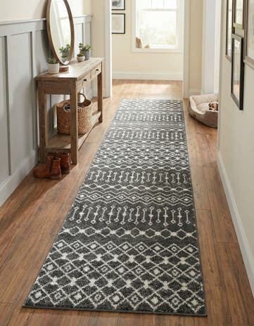 2' 7 x 12' Moroccan Trellis Runner Rug