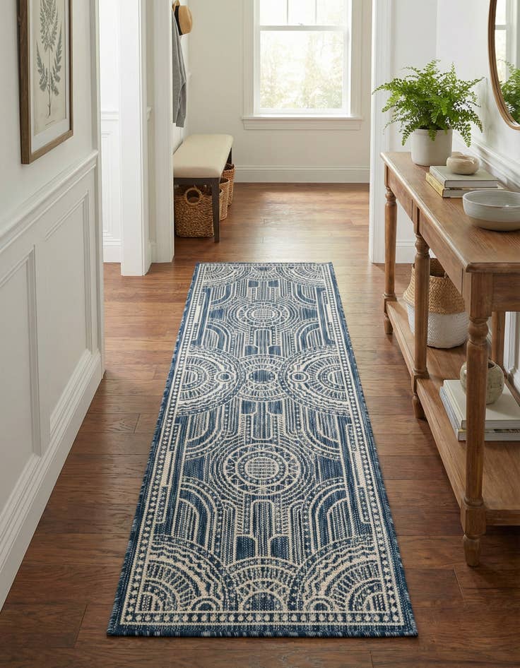 Detail image of  2' x 6'  Washable Traditional Indoor / Outdoor Runner Rug
