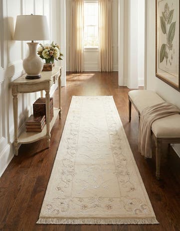 2' 8 x 10' Darya Runner Rug