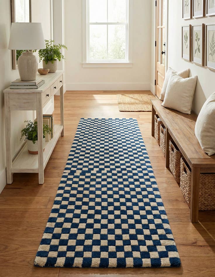 Detail image of  2' 7 x 10' Hand Tufted Wool Runner Rug