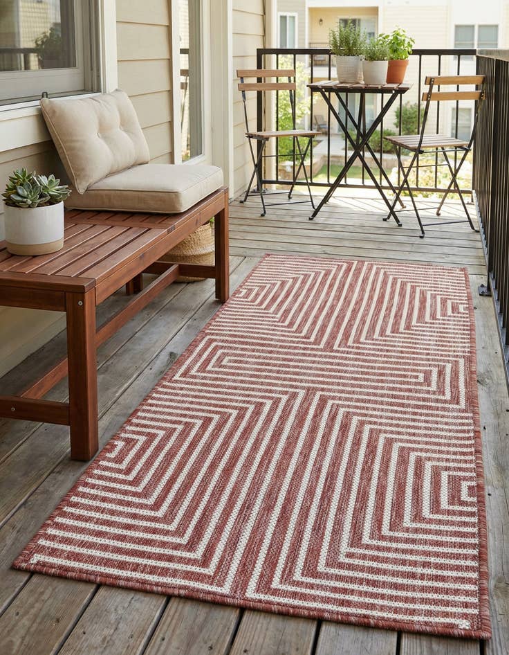 Detail image of 2' x 4'  Washable Modern Indoor / Outdoor Runner Rug