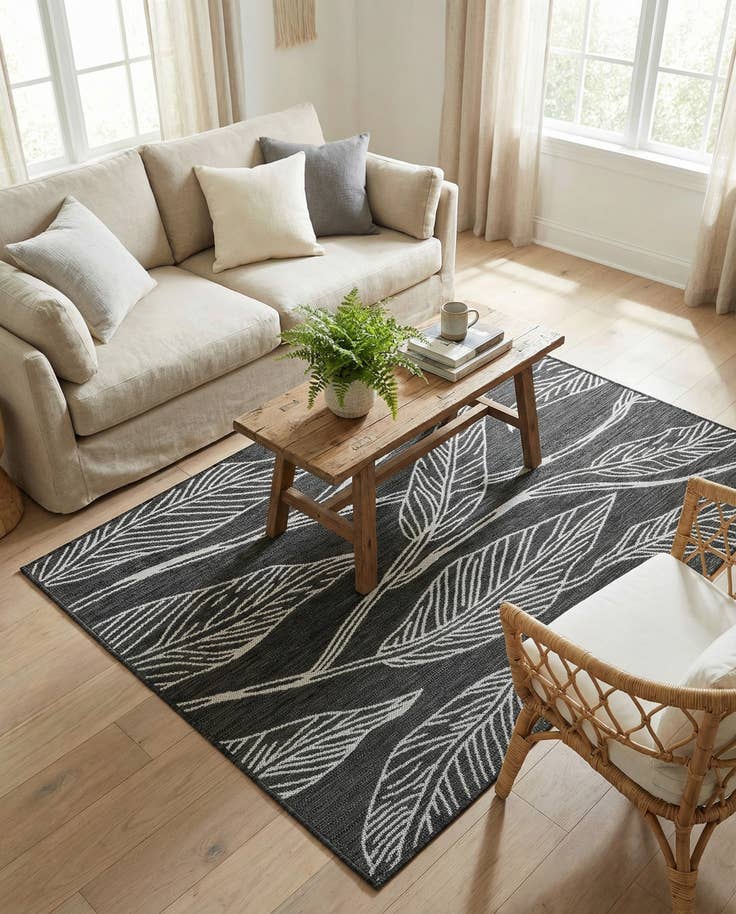 Detail image of 4' x 6' Easy-Clean Botanical Indoor / Outdoor Rug