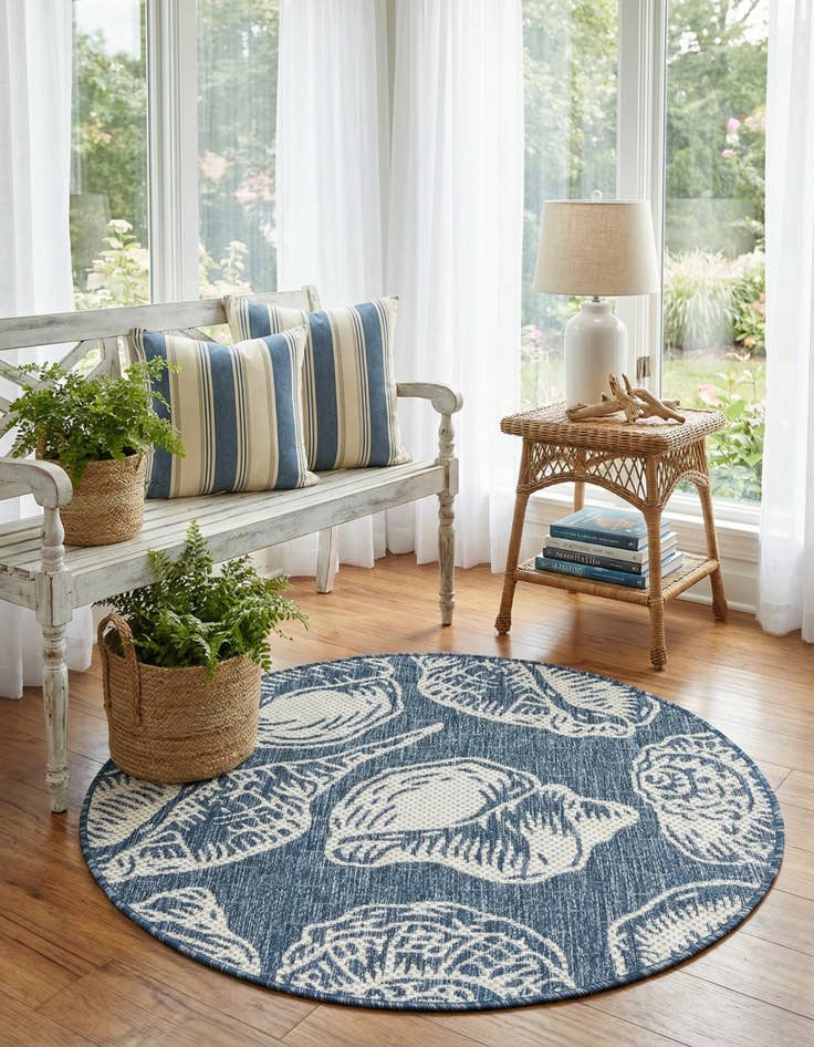 Detail image of  3' x 3'  Washable Coastal Indoor / Outdoor Round Rug