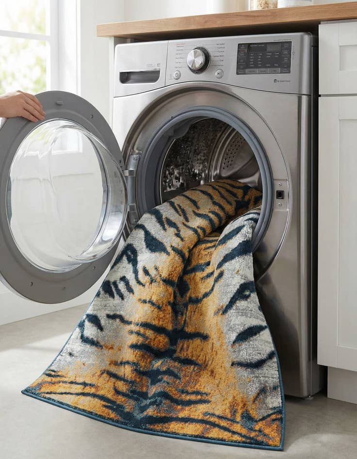 Detail image of  5' 3 x 8' Kamala Washable Rug