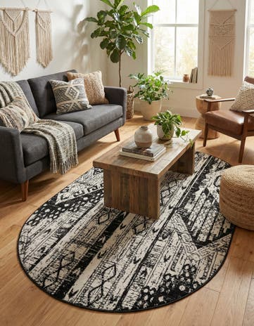 Black and White Oregon Oval Rug