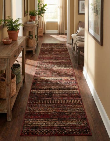 2' 7 x 10' Saturn Runner Rug
