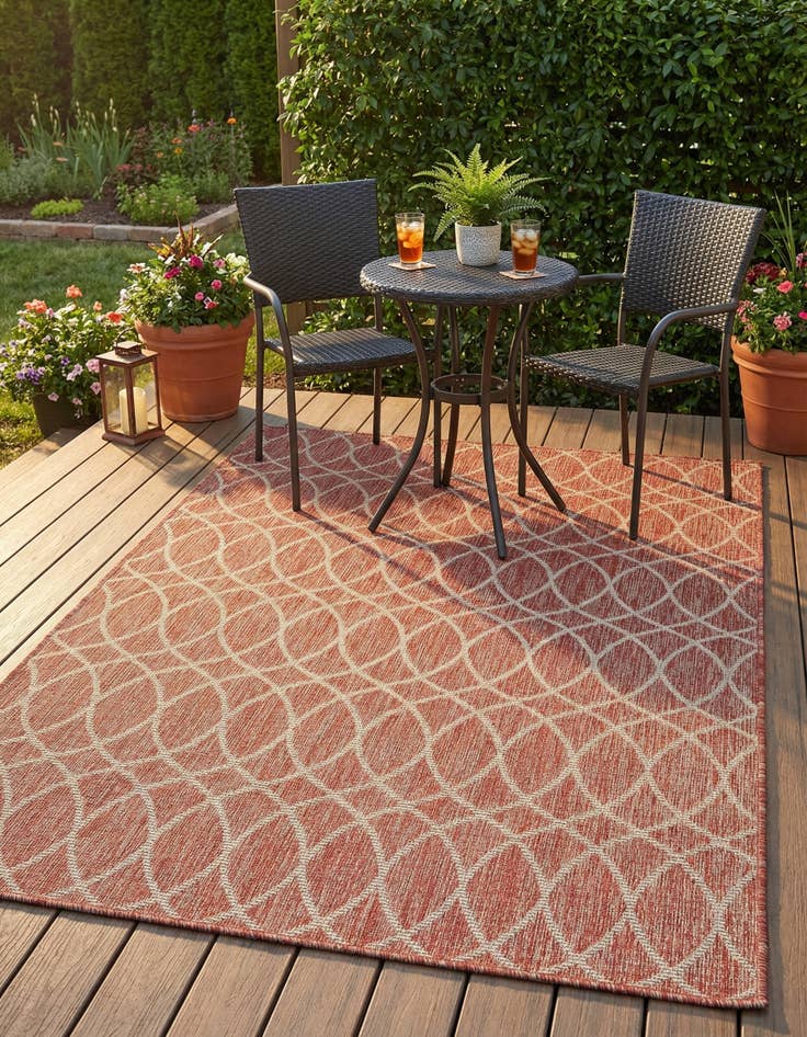 Detail image of 4' x 6' Easy-Clean Trellis Indoor / Outdoor Rug
