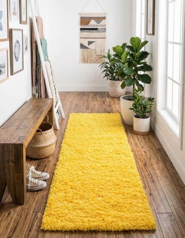 2' 7 x 10' Solid Shag Runner Rug
