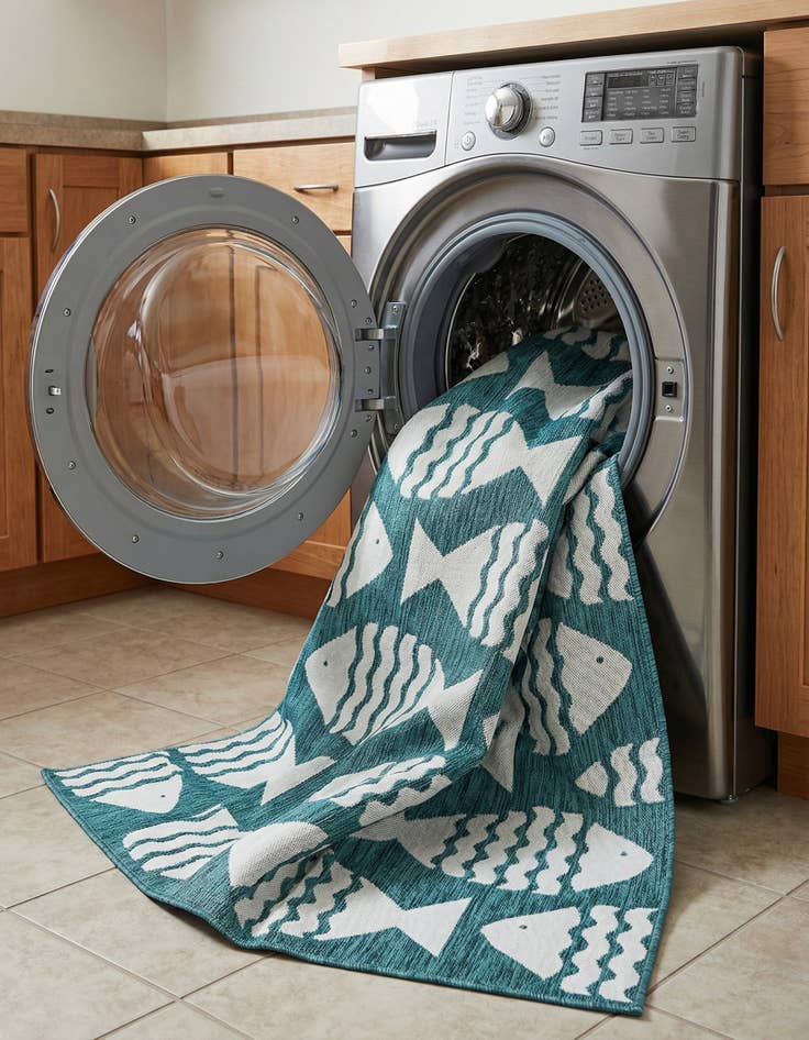 Detail image of 7' 10 x 10'  Washable Coastal Indoor / Outdoor Rug