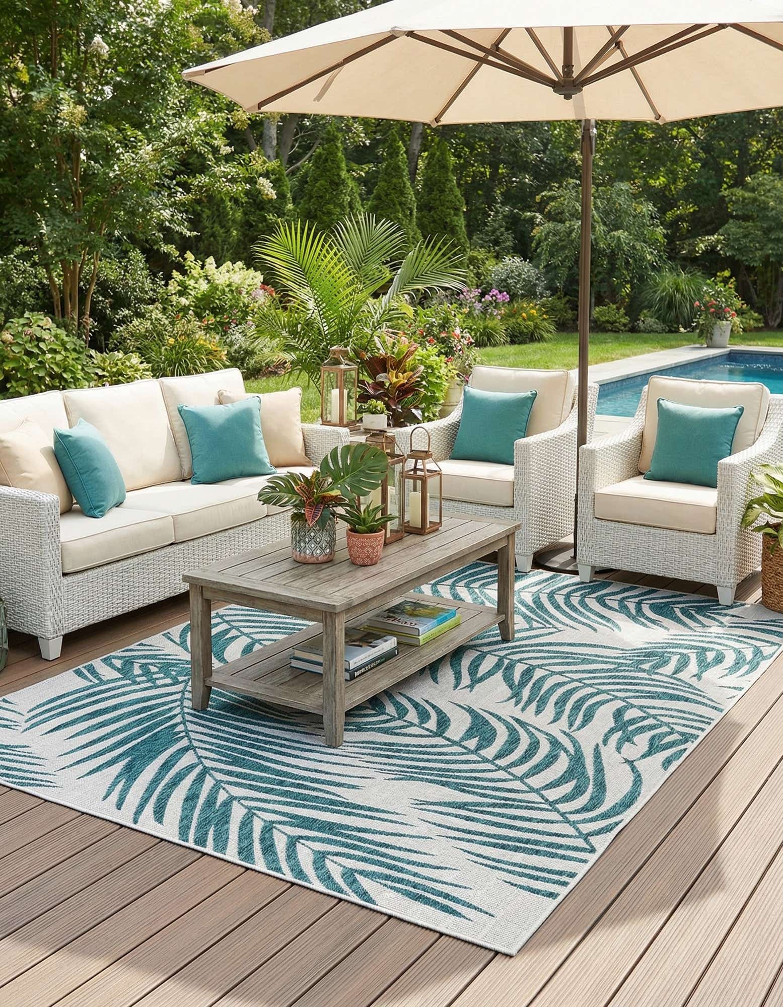 Primary image 7' x 10'  Washable Botanical Indoor / Outdoor Rug