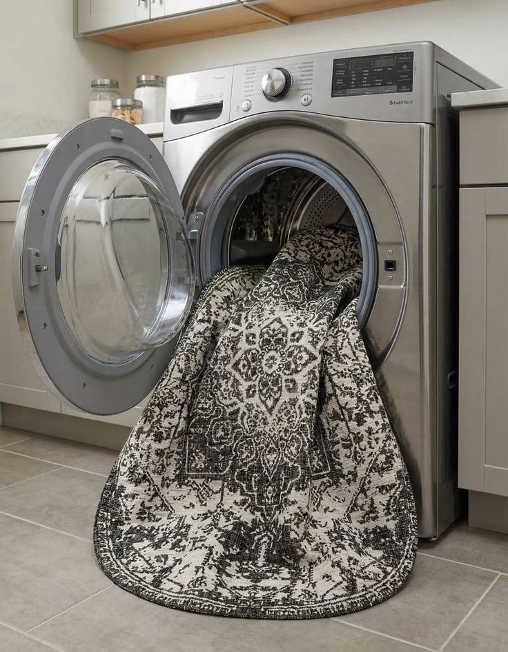 Detail image of 7' 10 x 10'  Washable Jill Zarin Dubai Indoor / Outdoor Oval Rug