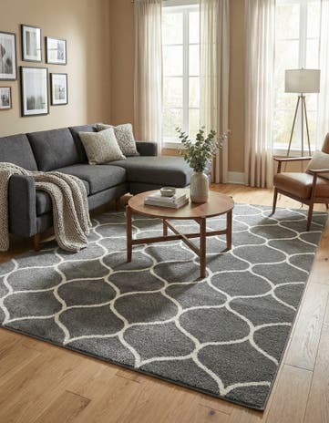 7' x 10' Lattice Frieze Rug