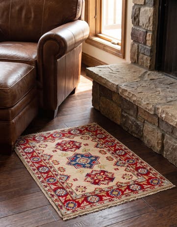 2' x 3' 1 Hand Knotted Kazak Rug
