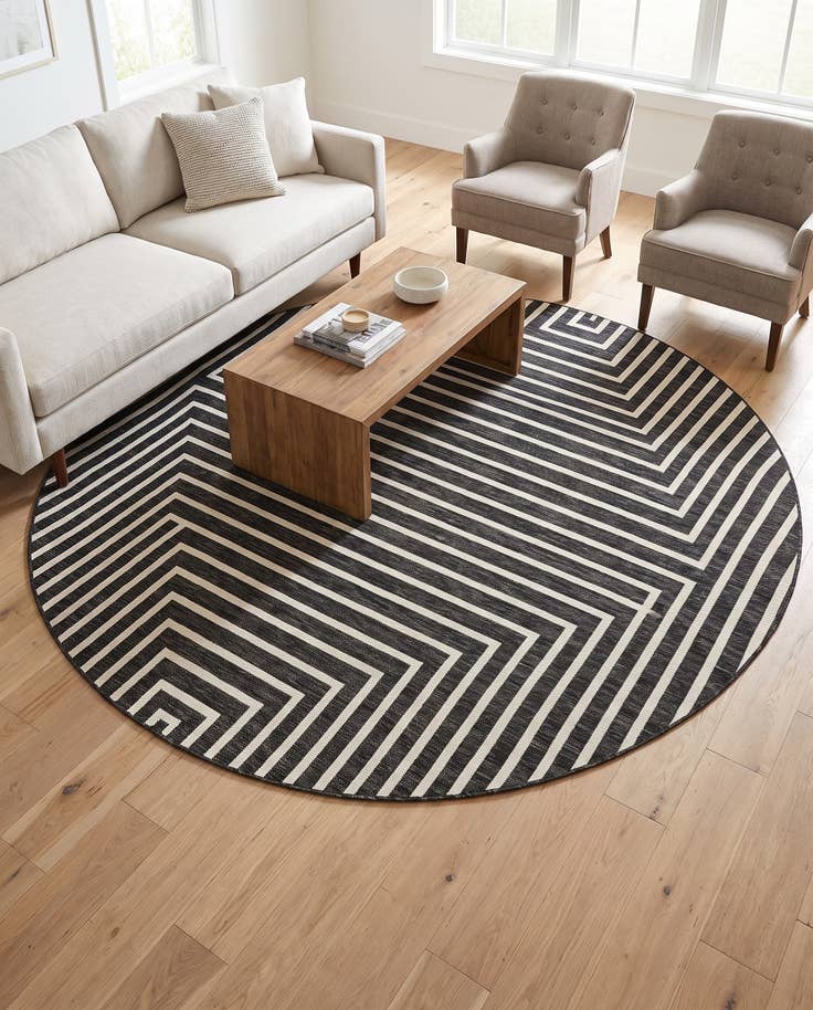 Detail image of 7' 10 x 7' 10 Easy-Clean Modern Indoor / Outdoor Round Rug