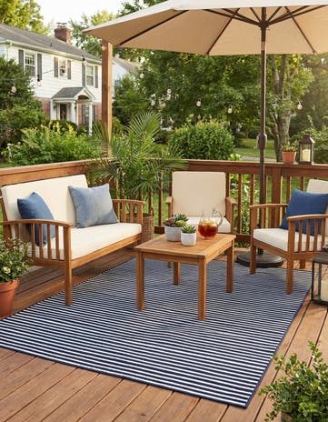 6' x 9' Easy-Clean Sabrina Soto Indoor / Outdoor Rug