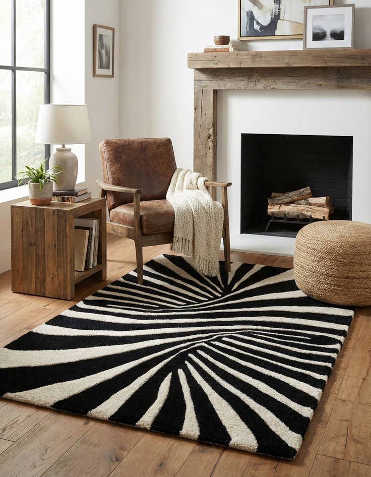 Detail image of  2' x 3' 1 Vortex Wool Rug