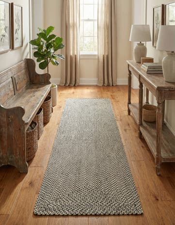 2' 7 x 10' Handmade Tweed Braided Jute Runner Rug