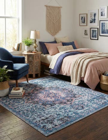 7' 10 x 7' 10 Washable Francesca Square Rug