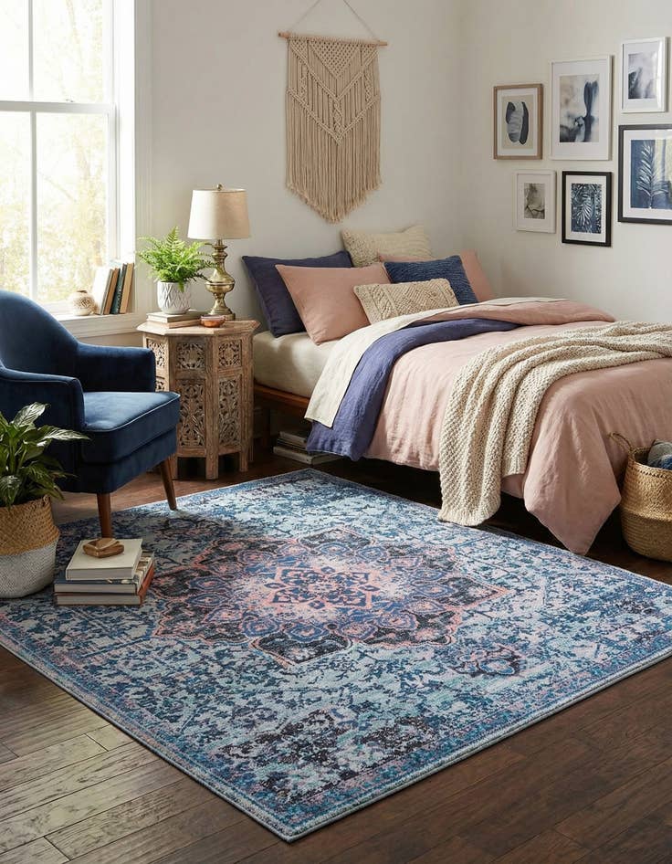 Detail image of  7' 10 x 7' 10  Washable Francesca Square Rug