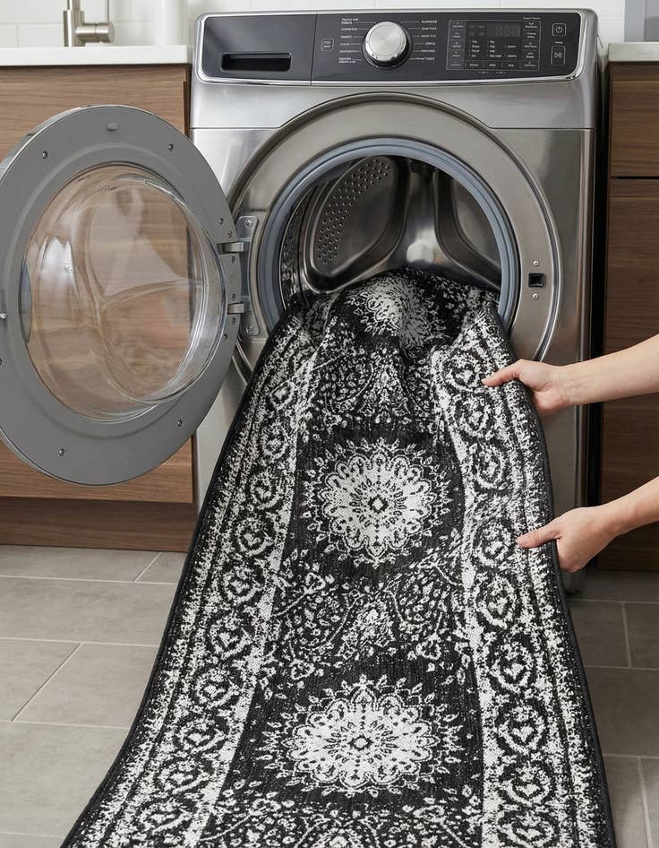 Detail image of  2' 7 x 12'  Washable Traditional Indoor / Outdoor Runner Rug