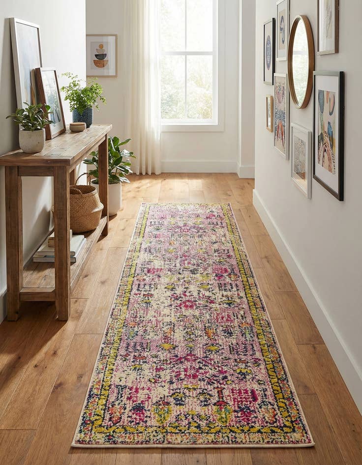 Detail image of 2' 7 x 10' Washable El Paso Runner Rug