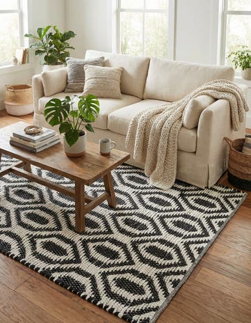 4' 1 x 6' 1 Hand Woven Chindi Jute Rug
