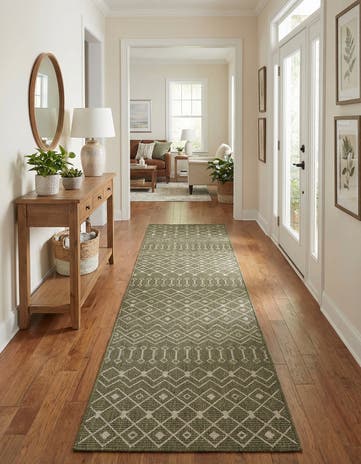 Green Easy-Clean Lattice Indoor / Outdoor Runner Rug