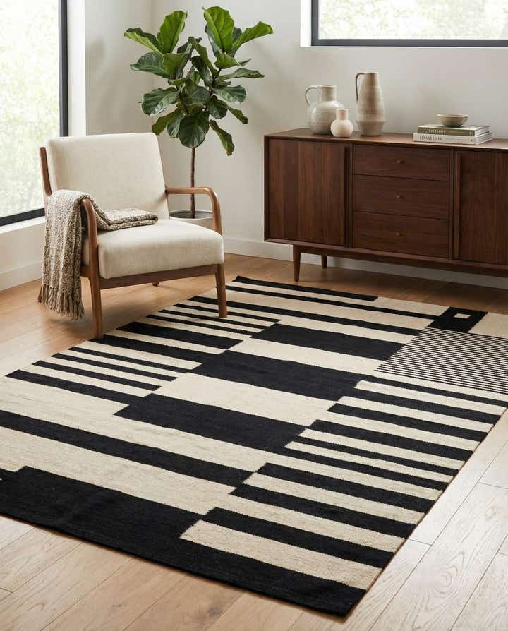 5' x 7' Hand Woven Kilim Modern Wool Rug