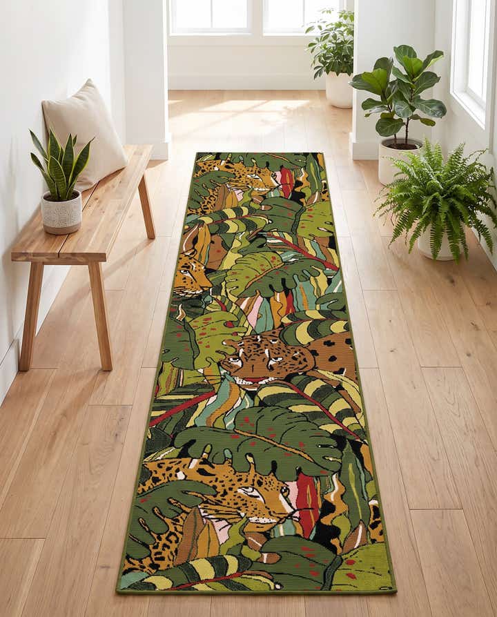 2' x 8' Easy-Clean Botanical Indoor / Outdoor Runner Rug