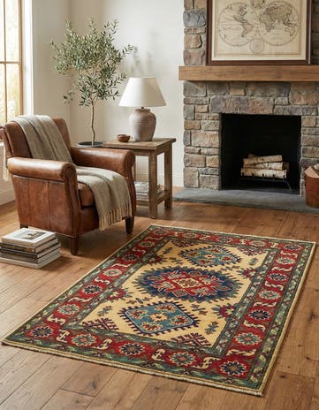 2' 10 x 4' Hand Knotted Kazak Rug