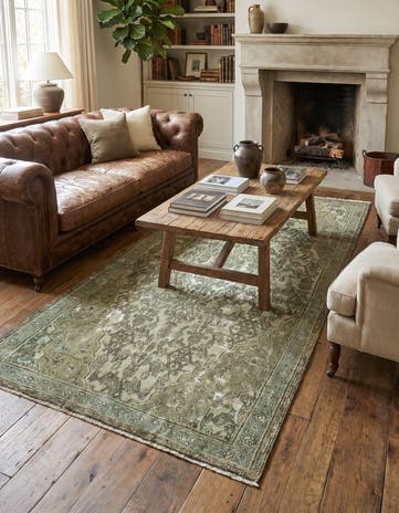 4' 9 x 8' 2 Vintage Rug