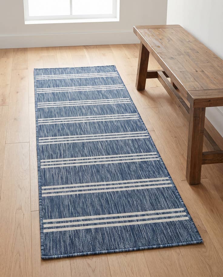Detail image of 2' x 6' Easy-Clean Jill Zarin Anguilla Indoor / Outdoor Runner Rug