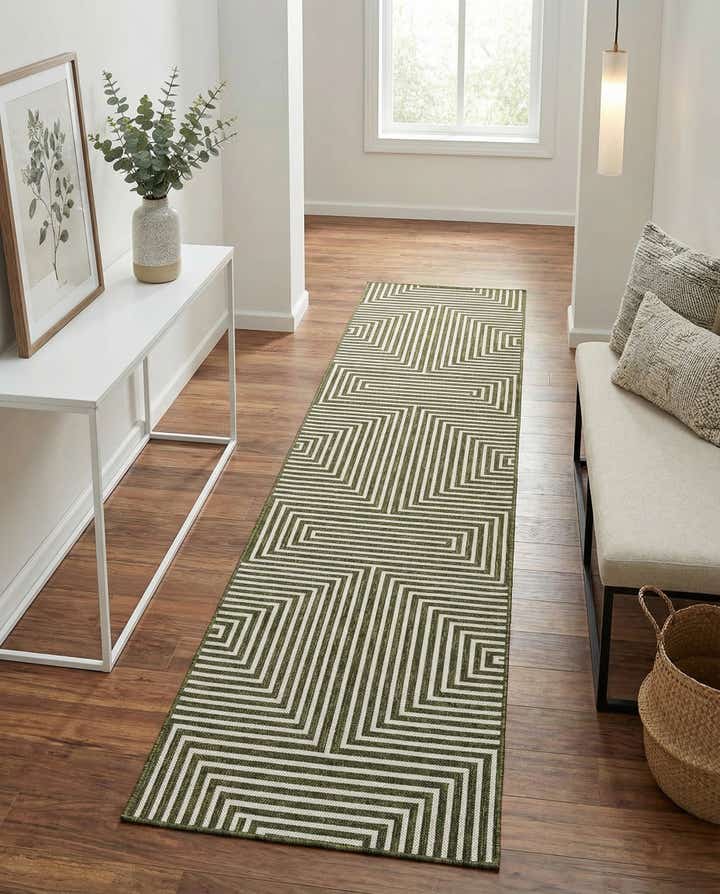 2' 7 x 12' Easy-Clean Modern Indoor / Outdoor Runner Rug