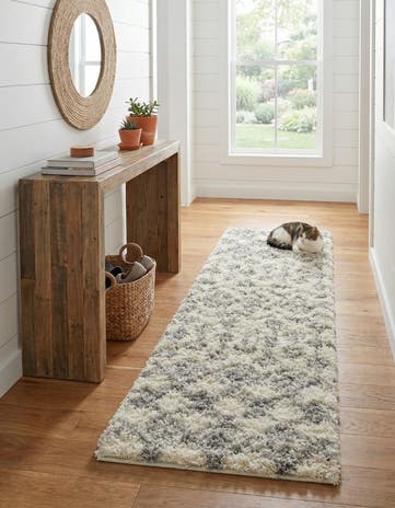 2' x 7' Moroccan Trellis Shag Runner Rug