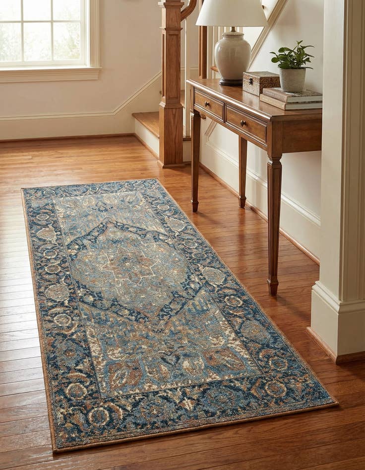 Detail image of  2' 7 x 5' 3  Washable Traditional Indoor / Outdoor Runner Rug