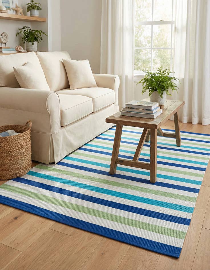 Detail image of 4' x 6'  Washable Vista Breeze Indoor / Outdoor Rug