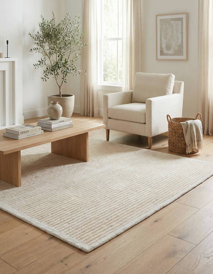 Detail image of 2' 11 x 4' 9  Hand Knotted Darya Wool Rug