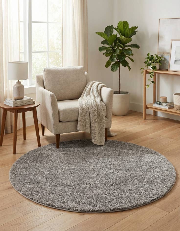 Detail image of 4' x 4' Solid Frieze Round Rug