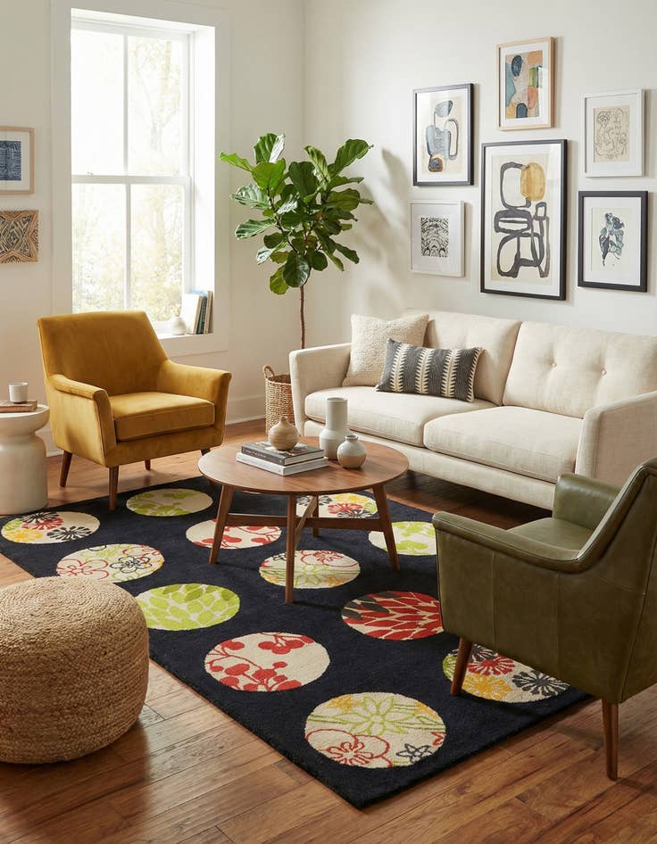 Detail image of 5' 1 x 8' 1 Agra Rug