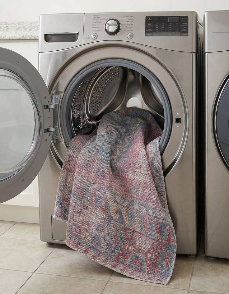 Detail image of  7' 3 x 10'  Washable Sisu Rug