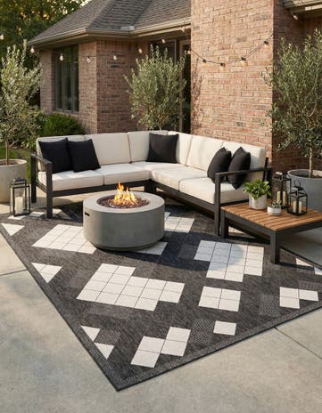 Black and White Easy-Clean Modern Indoor / Outdoor Rug