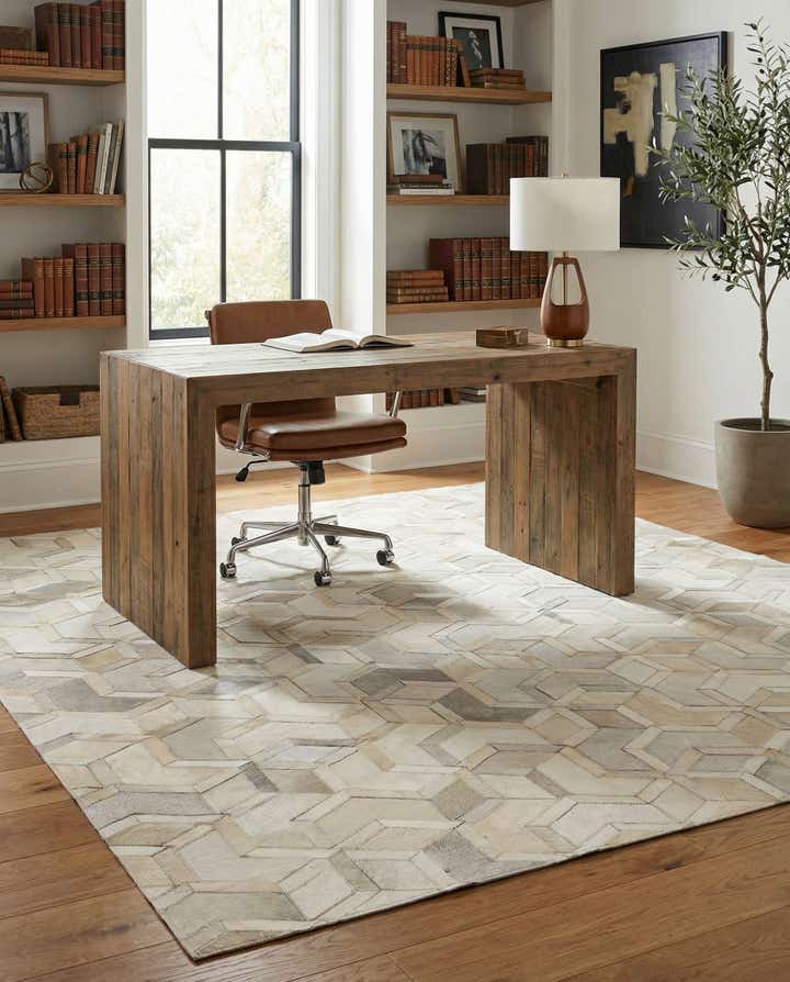 4' 11 x 7' 11 Cowhide - Patchwork Rug