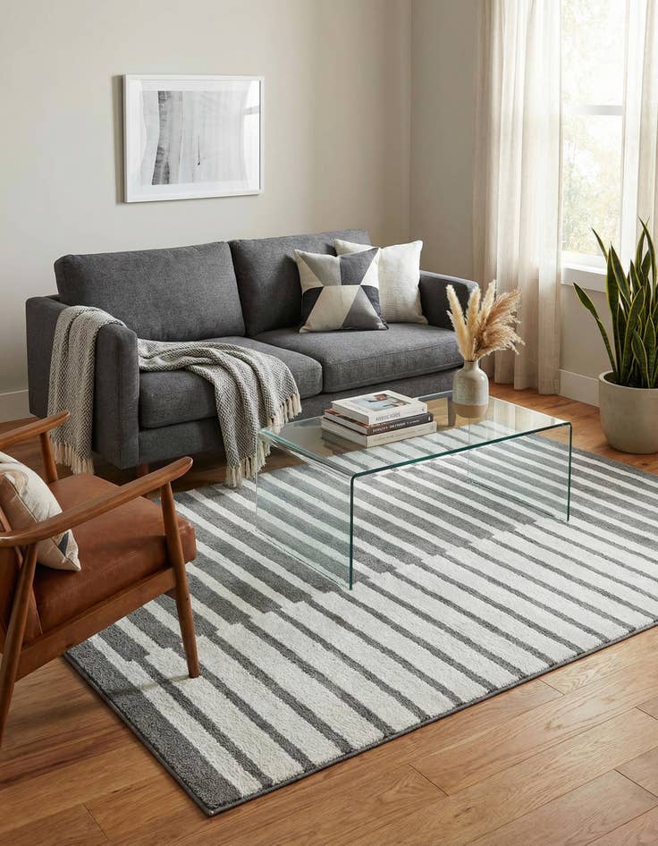 Detail image of 5' x 7' Oslo Rug