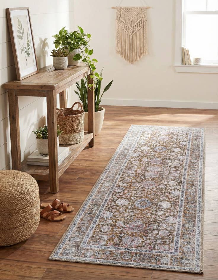 Detail image of 2' x 6' Yara Runner Rug