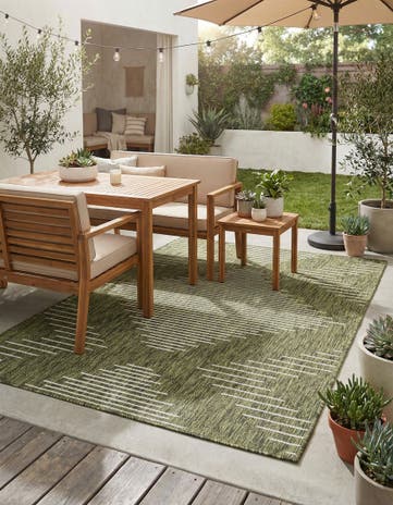 4' x 6' Easy-Clean Modern Indoor / Outdoor Rug