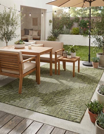 4' x 6' Easy-Clean Modern Indoor / Outdoor Rug